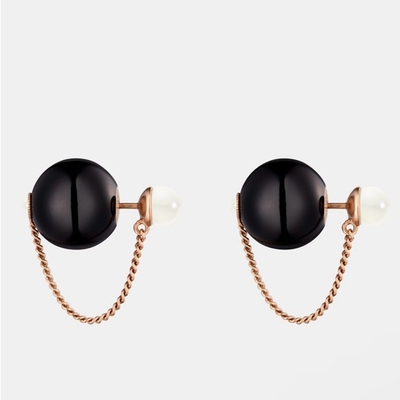Dior Tribales Earrings Bronze-Finish Metal with White and Black Resin Pearls - Picture 12 of 12